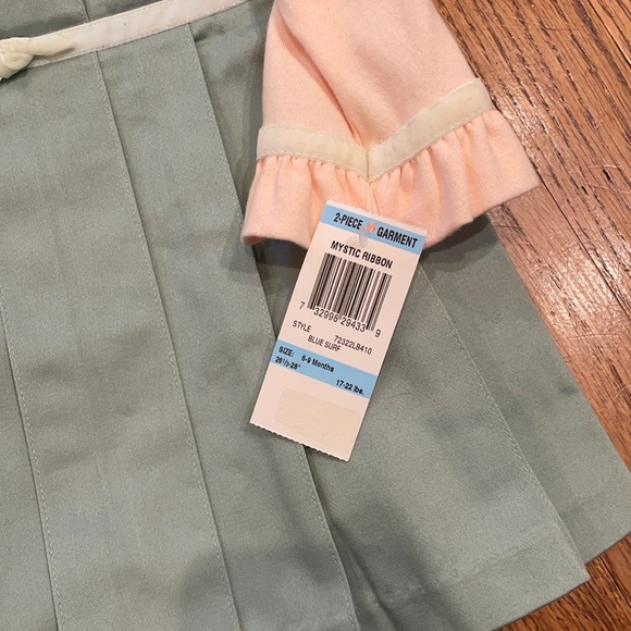 NWT baby dress with matching headband. - Picture 2 of 3